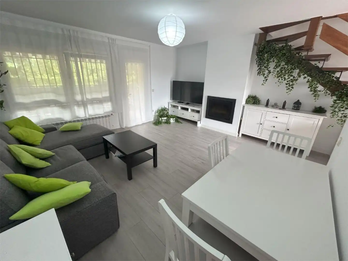 Casa o chalet en venta en Travesía de Prado Jerez, 19, Navacerrada Sala de estar de Casa o chalet en venta en Navacerrada con Calefacción, Jardín privado y Terraza