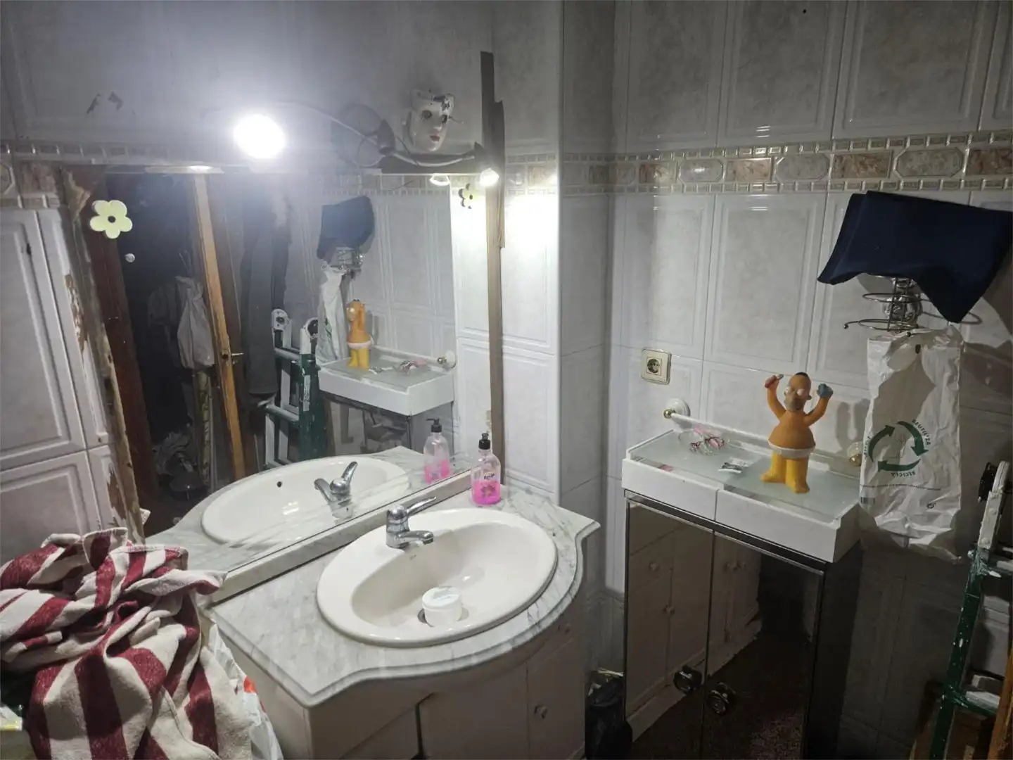 Piso en venta en Carrer Mestre Ramis, 112, Novelda Baño de Piso en venta en Novelda con Trastero, Amueblado y Balcón