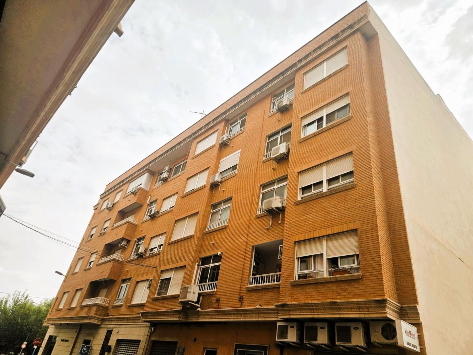 Vista exterior de Pis en venda en Novelda amb Balcó