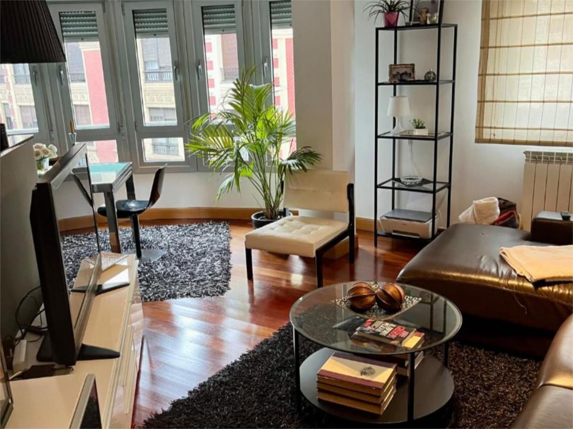 Sala d'estar de Pis en venda en Bilbao 