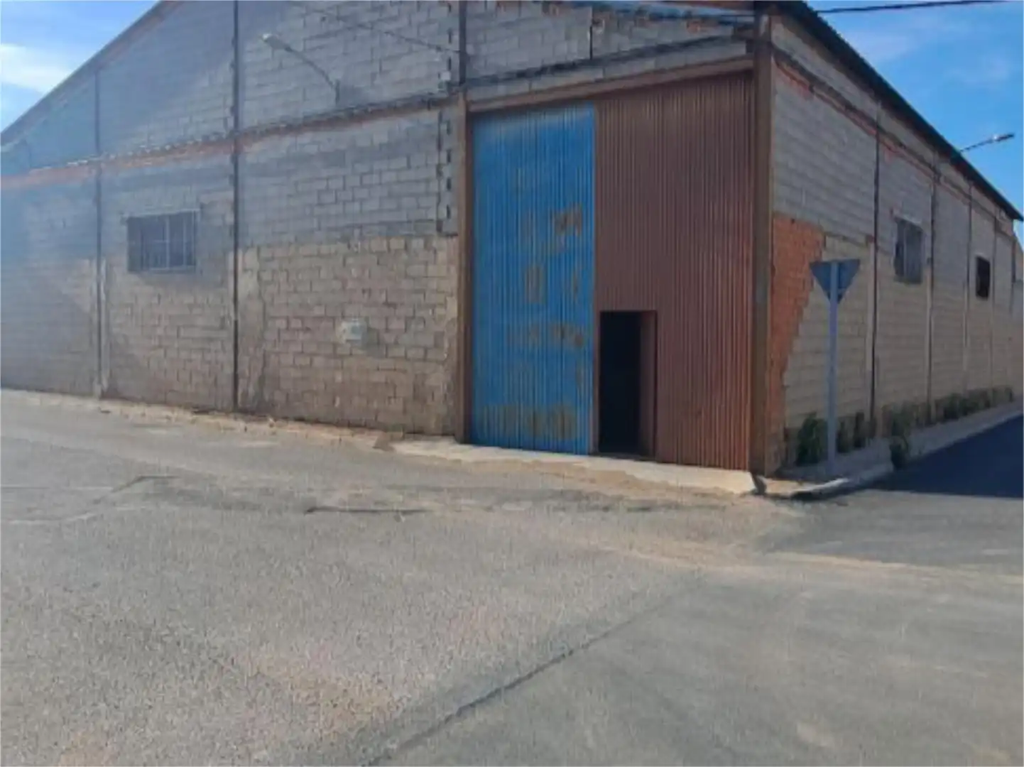 Industrial buildings for rent in Calle Ortega y Gasset, 7, Las Pedroñeras Exterior view of Industrial buildings for rent in Las Pedroñeras