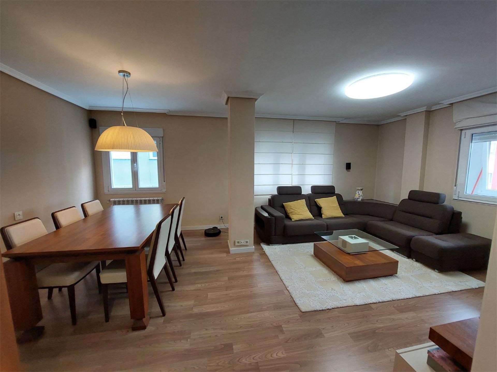 Sala d'estar de Pis de lloguer en Lugo Capital amb Calefacció, Parquet i Traster
