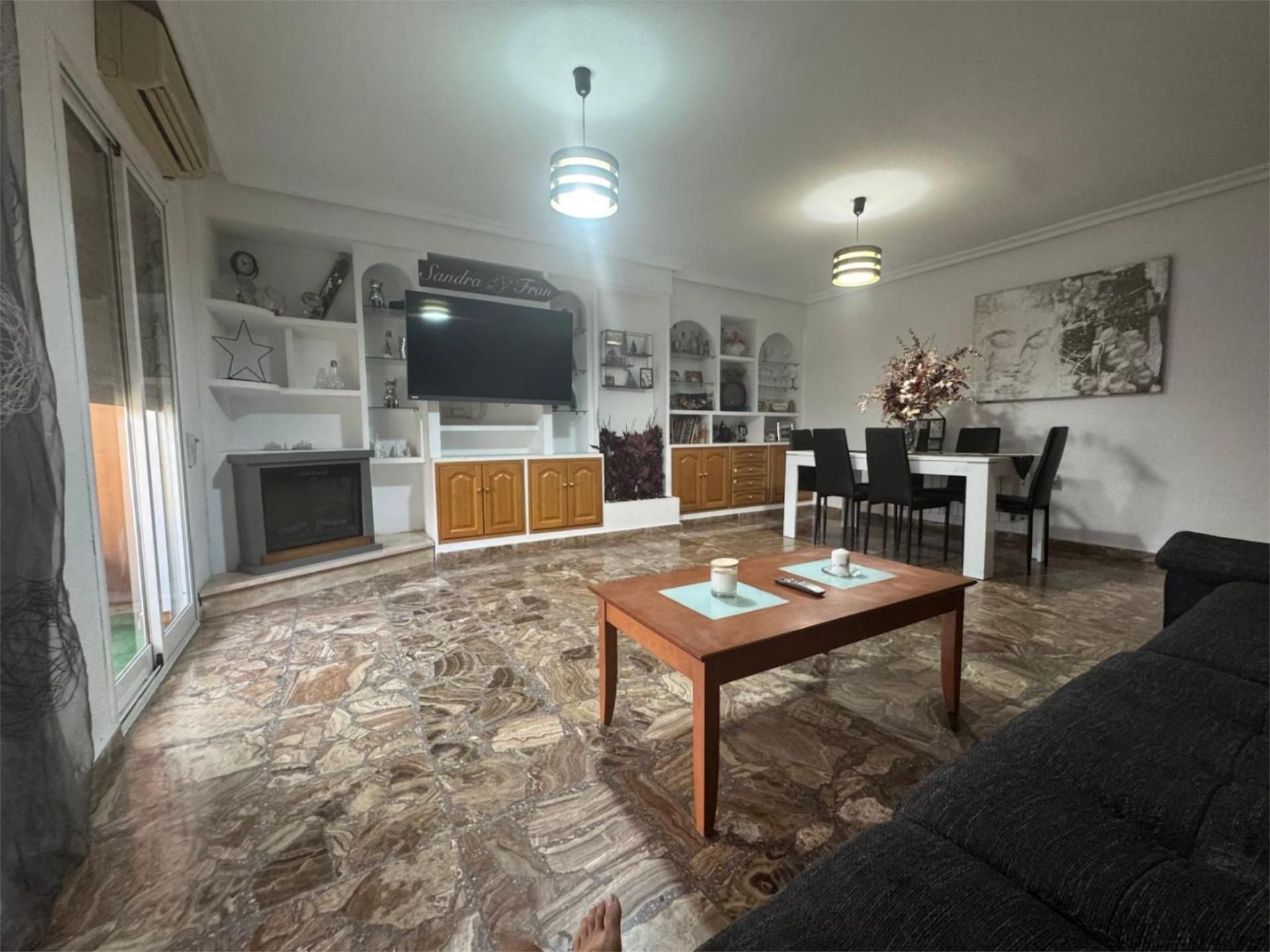 Sala de estar de Piso en venta en Alicante / Alacant con Aire acondicionado, Terraza y Balcón