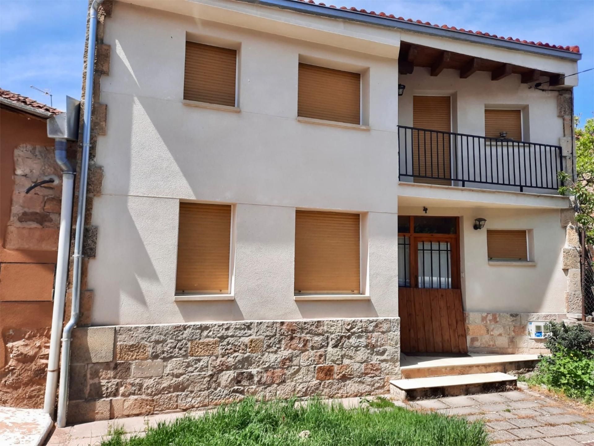 Exterior view of Single-family semi-detached for sale in Palacios de la Sierra  with Balcony