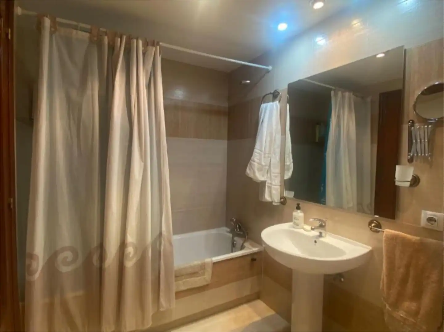 Casa o chalet en venta en Calle Constitución de 1883, 10, Fuentemora Baño de Casa o chalet en venta en Antequera con Aire acondicionado, Calefacción y Terraza