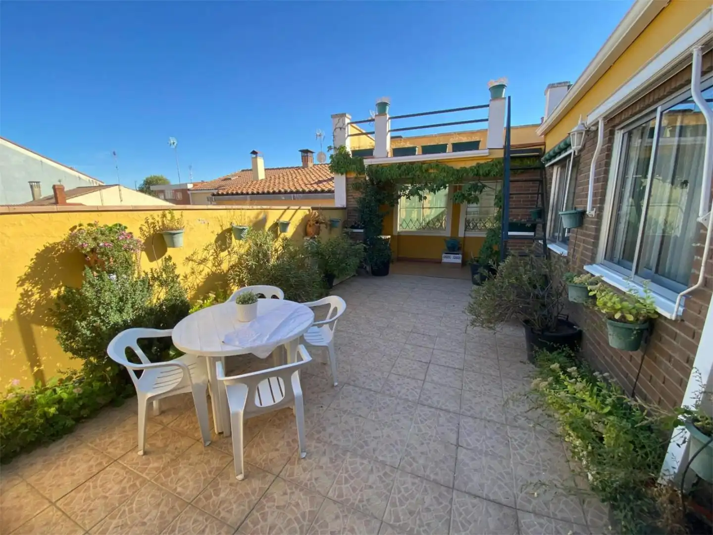 Piso en venta en Calle Santo Cristo, 7, Tudela de Duero Terraza de Piso en venta en Tudela de Duero con Terraza y Balcón