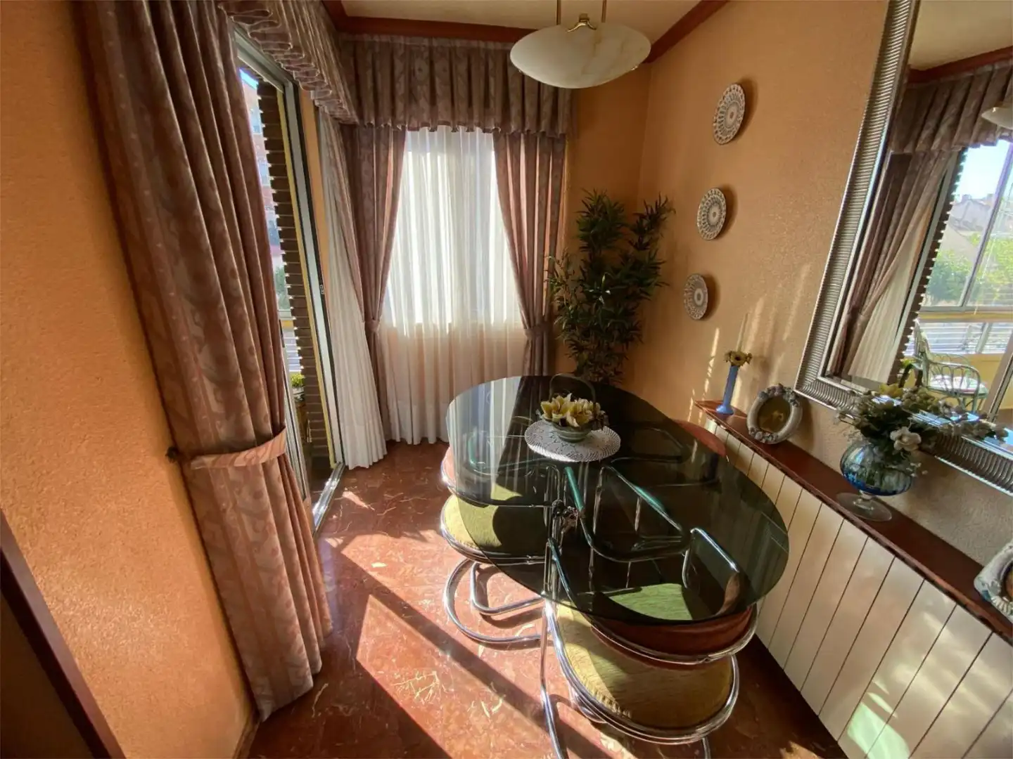 Piso en venta en Calle Santo Cristo, 7, Tudela de Duero Comedor de Piso en venta en Tudela de Duero con Terraza y Balcón