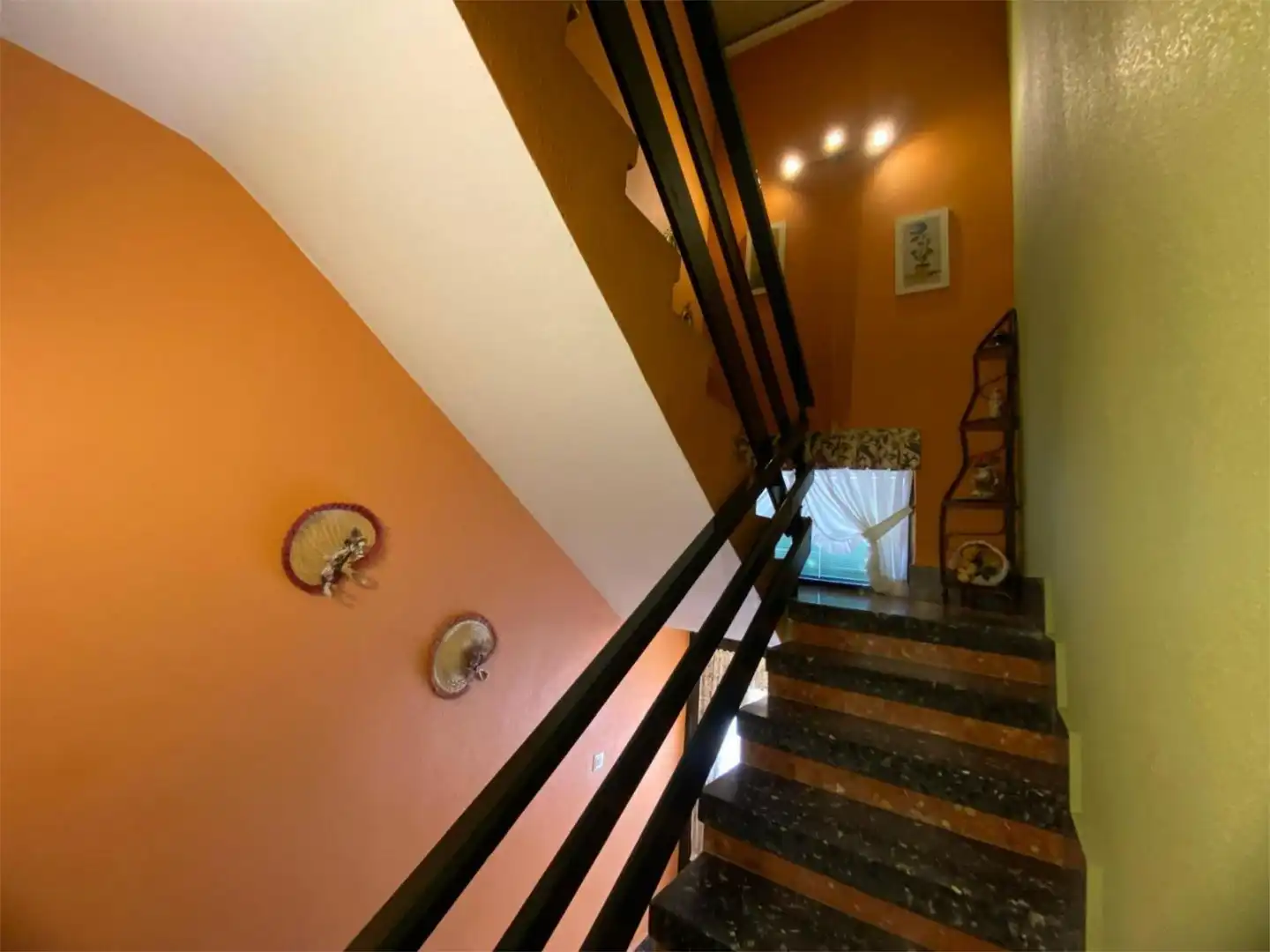 Piso en venta en Calle Santo Cristo, 7, Tudela de Duero Piso en venta en Tudela de Duero con Terraza y Balcón