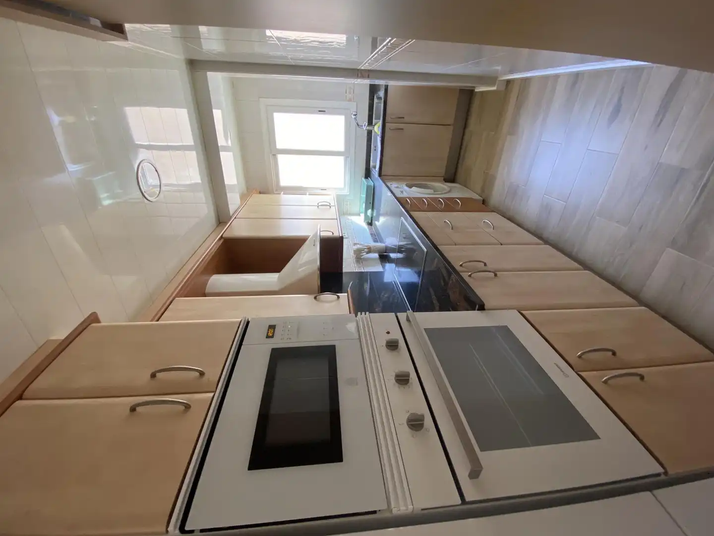 Kitchen of Flat for share in Terrassa  with Air Conditioner, Parquet flooring and Furnished