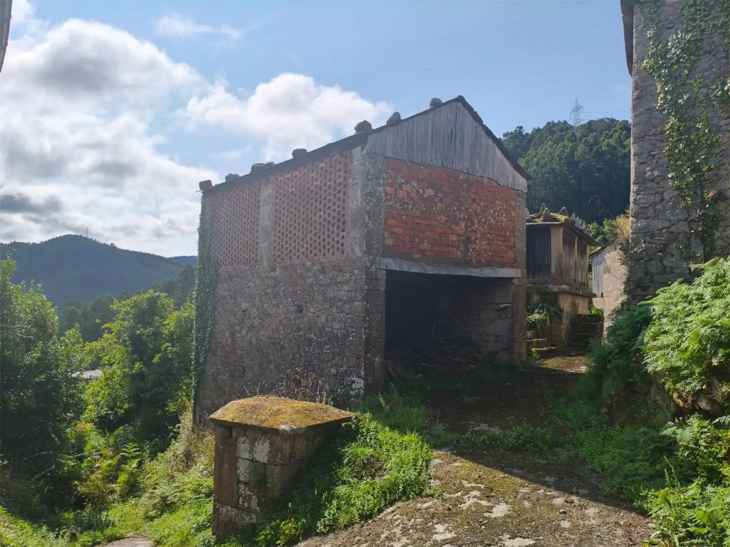 Exterior view of Flat for sale in Ourol  with Private garden