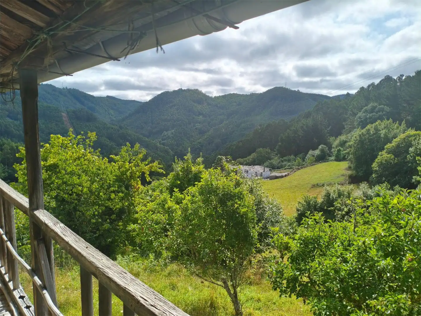 Exterior view of Flat for sale in Ourol  with Private garden
