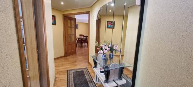 Piso en Venta en Avenida José Valgoma Suárez, 17D en Flores de Sil - La Placa