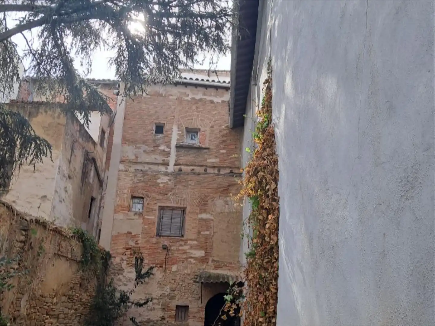 Vista exterior de Finca rústica en venda en Puente la Reina / Gares