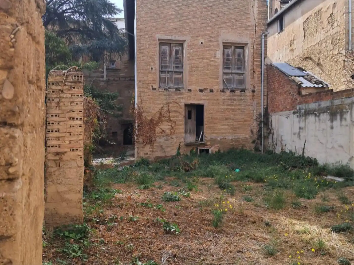 Finca rústica en venda en Puente la Reina / Gares