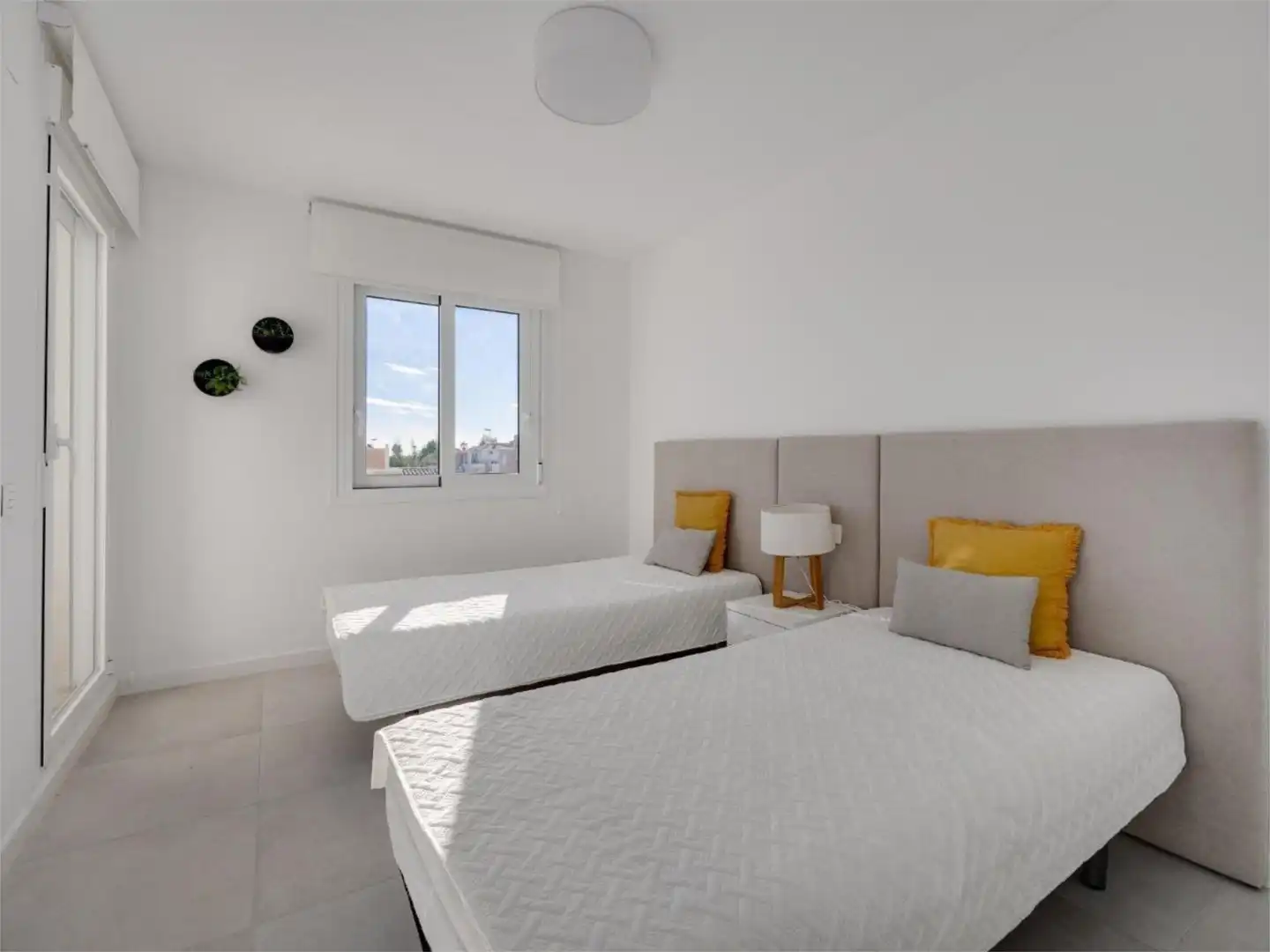 Flat for sale in Calle Francisco de Quevedo, 11, Aguas Nuevas Bedroom of Flat for sale in Torrevieja with Air Conditioner, Terrace and Swimming Pool