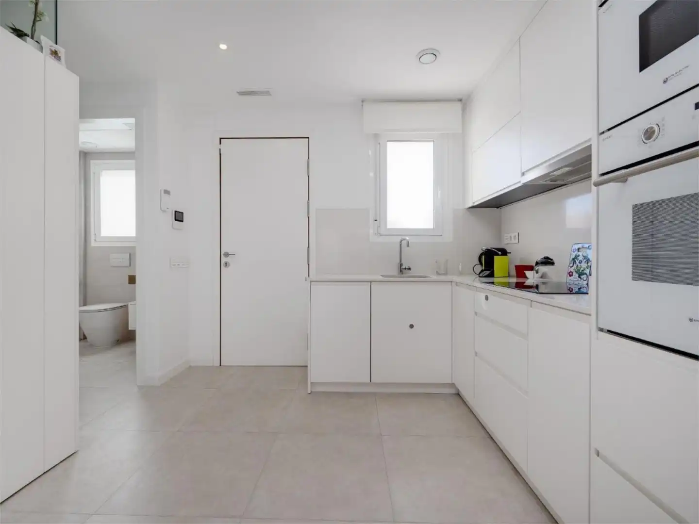 Flat for sale in Calle Francisco de Quevedo, 11, Aguas Nuevas Kitchen of Flat for sale in Torrevieja with Air Conditioner, Terrace and Swimming Pool