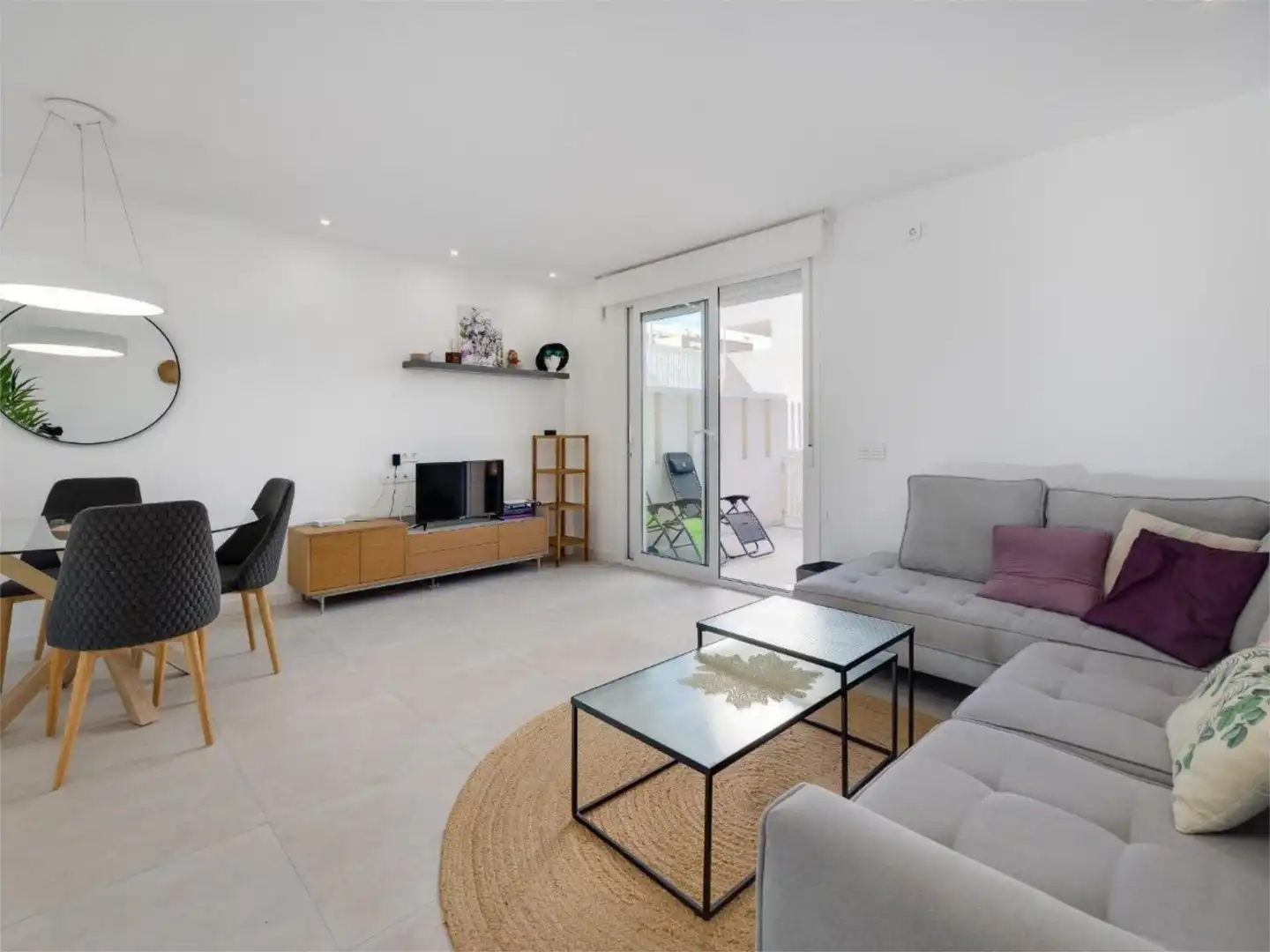 Flat for sale in Calle Francisco de Quevedo, 11, Aguas Nuevas Living room of Flat for sale in Torrevieja with Air Conditioner, Terrace and Swimming Pool