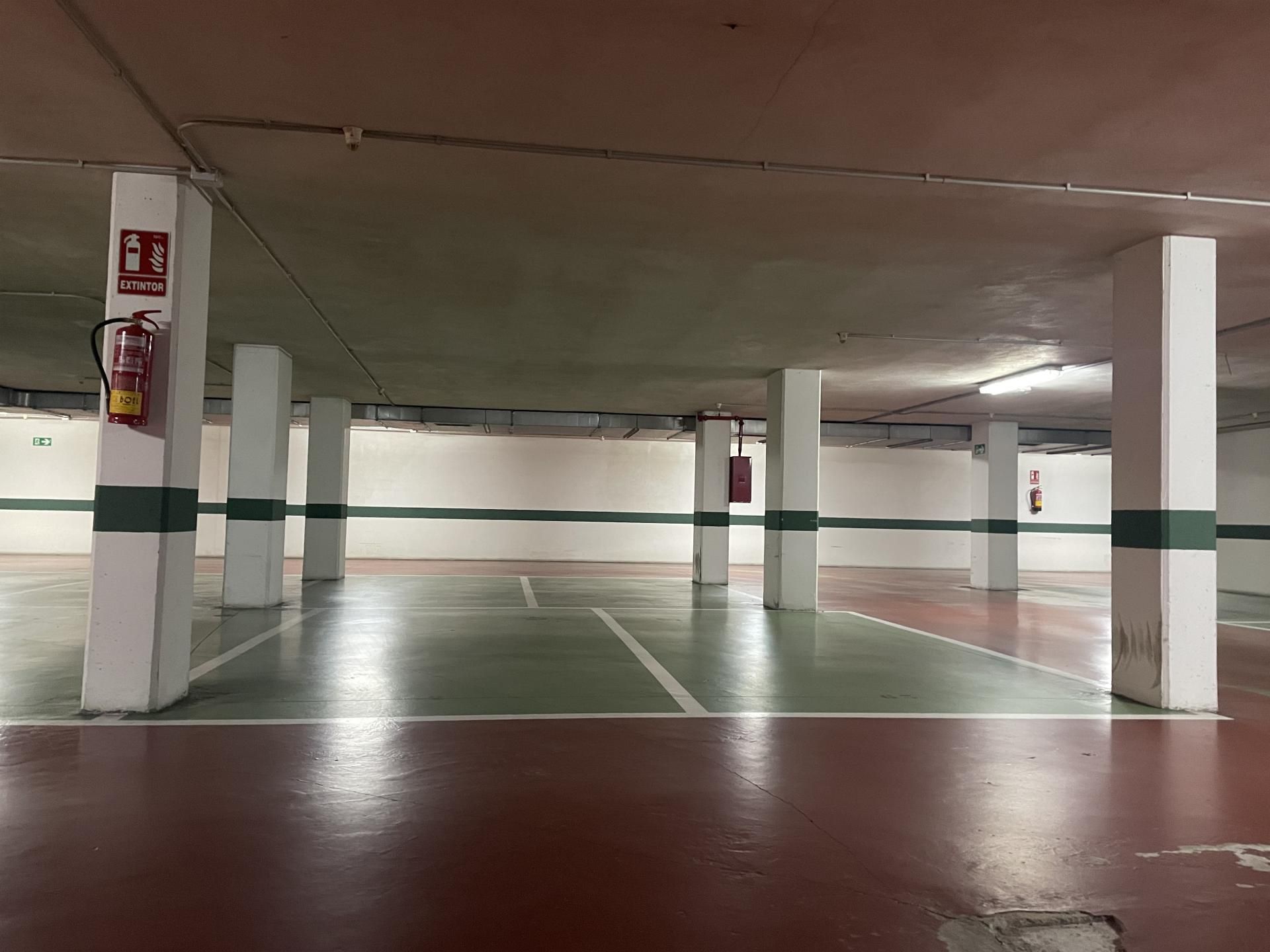 Aparcament de Garatge de lloguer en Santiago de Compostela 