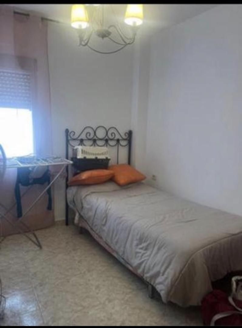 Bedroom of Flat to share in Cáceres Capital  with Air Conditioner, Terrace and Furnished