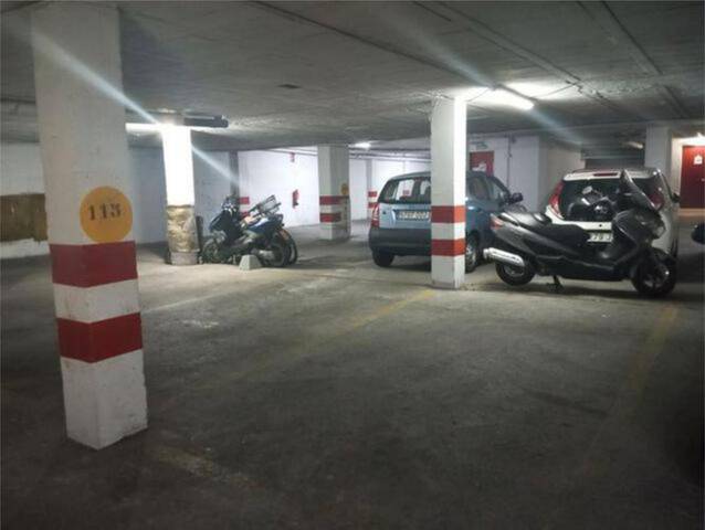 Garaje en Alquiler en Colores -  Entreparques