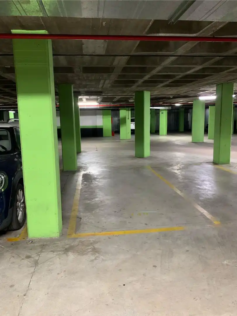 Garage for sale in Calle Fuente Cisneros, 78, Parque Oeste - Fuente Cisneros Parking of Garage for sale in Alcorcón