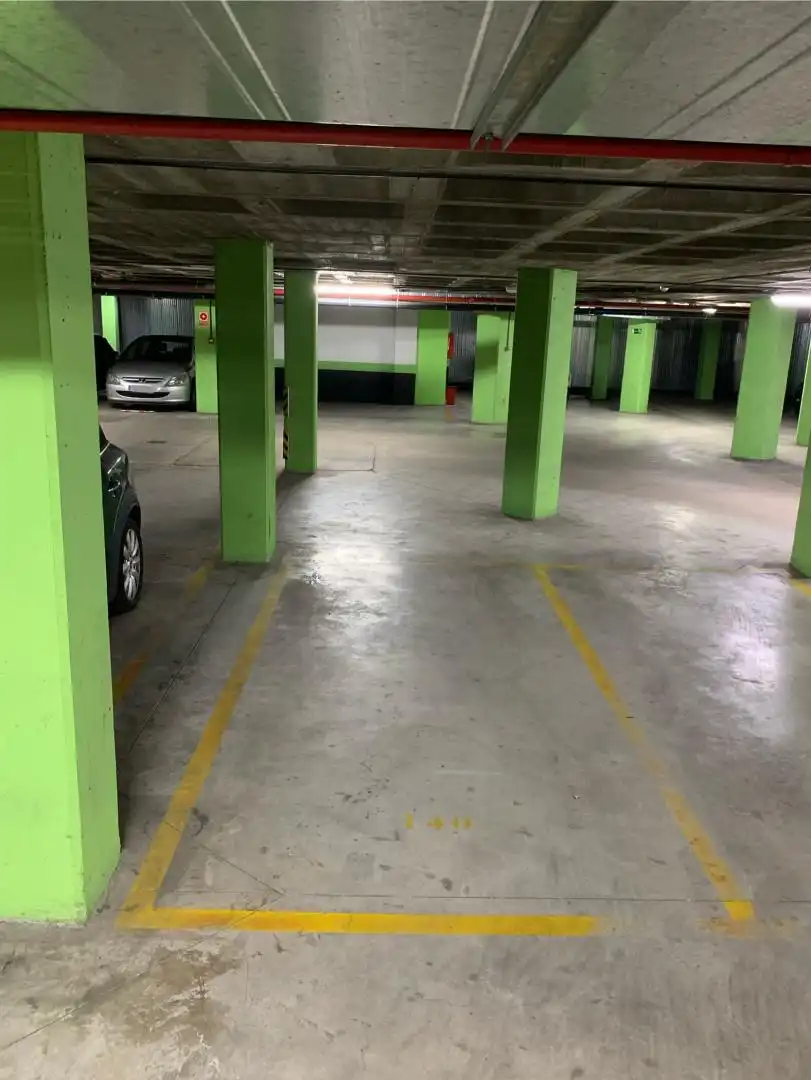 Garage for sale in Calle Fuente Cisneros, 78, Parque Oeste - Fuente Cisneros Parking of Garage for sale in Alcorcón