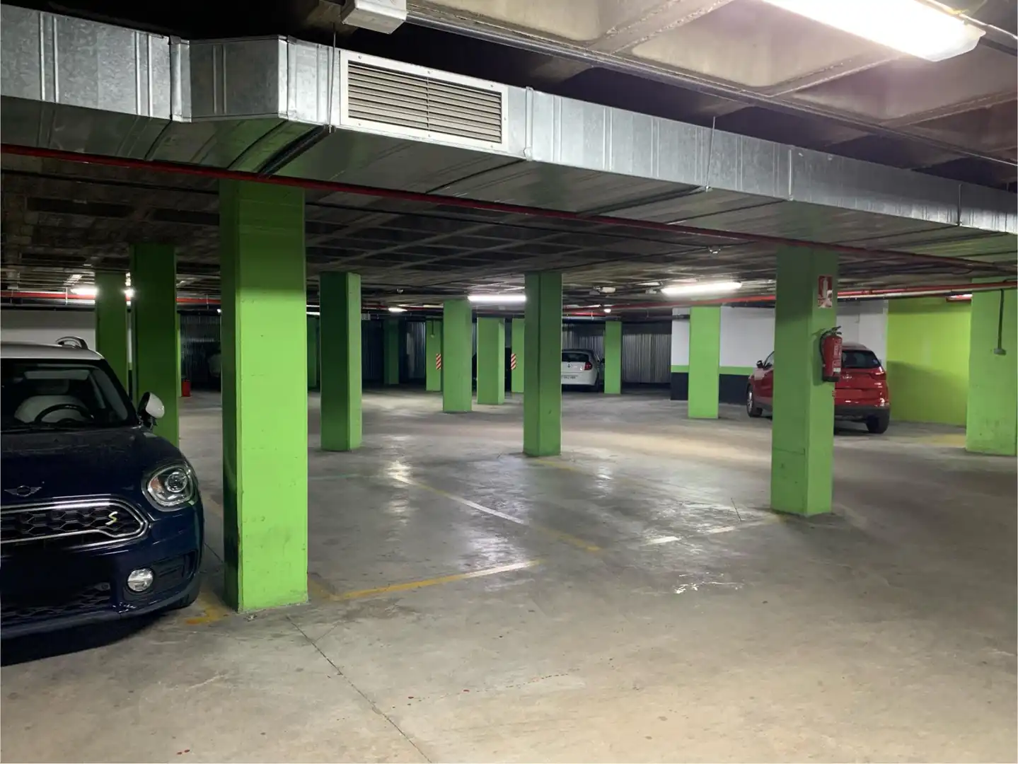Garage for sale in Calle Fuente Cisneros, 78, Parque Oeste - Fuente Cisneros Parking of Garage for sale in Alcorcón