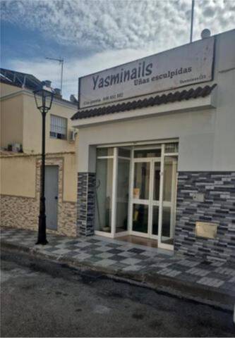 Local comercial en Alquiler en Centro