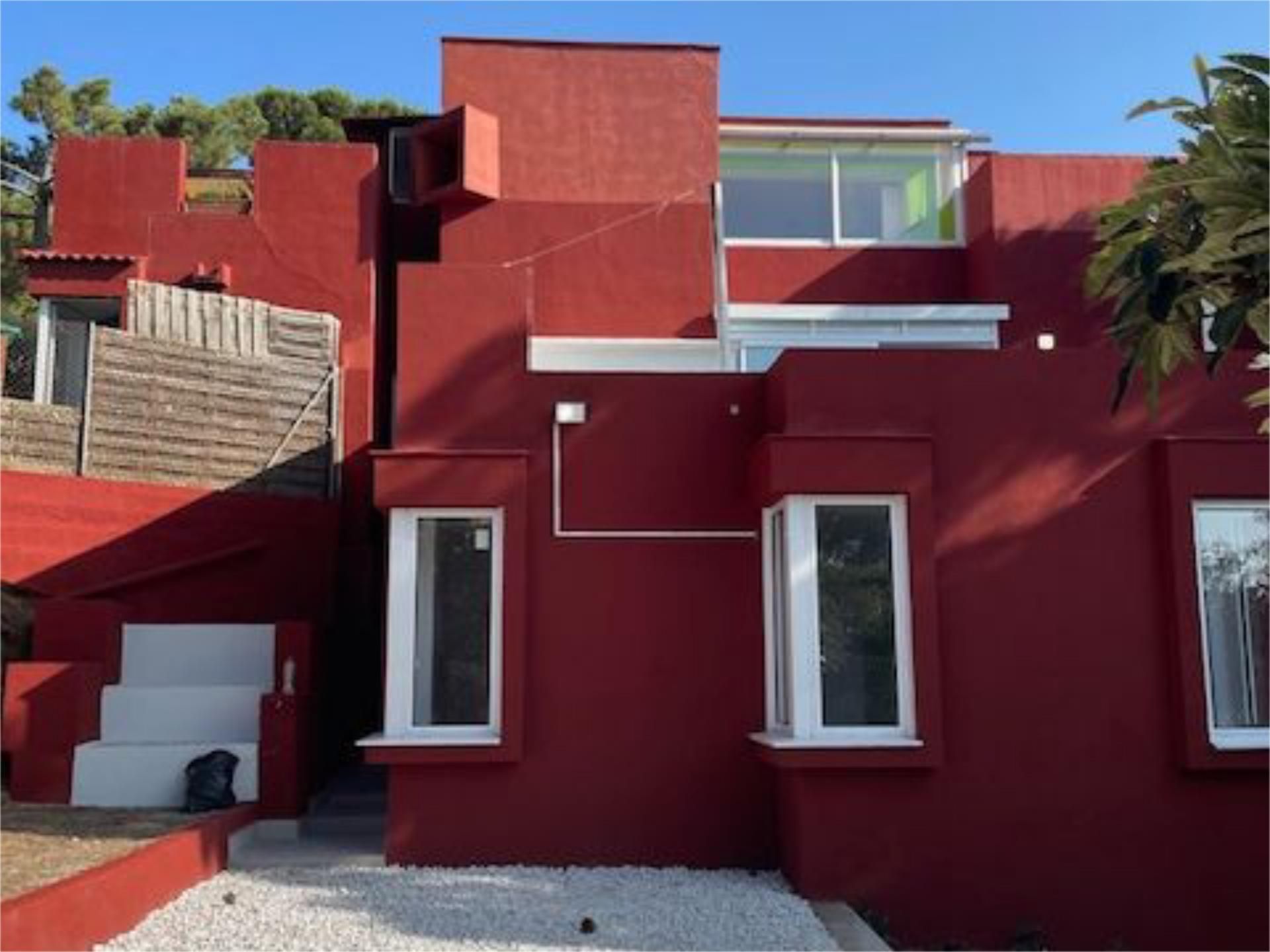 Exterior view of Single-family semi-detached for sale in Arenys de Munt  with Air Conditioner and Terrace