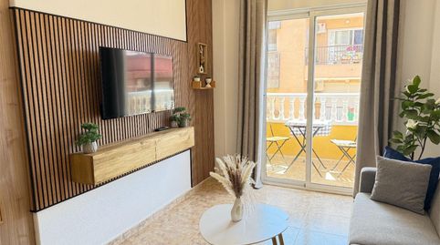Foto 2 de Piso en venta en Calle Valencia, 8, El Acequión, Torrevieja