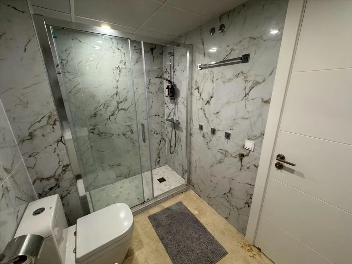 Flat for sale in Carrer Dauradella, 3, Valterna Bathroom of Flat for sale in Paterna with Air Conditioner, Heating and Storage room