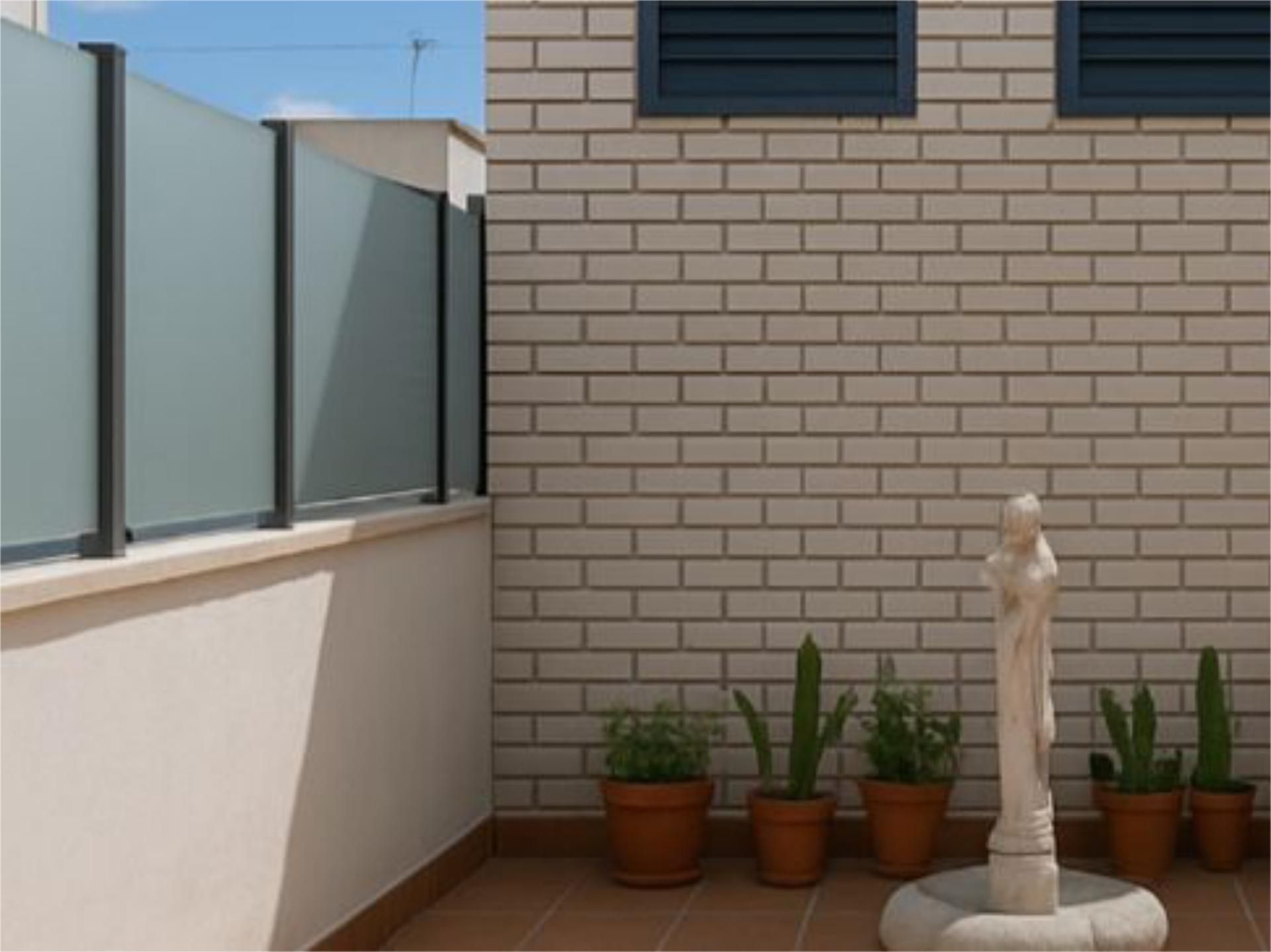 Terraza de Piso de alquiler en  Valencia Capital con Terraza, Amueblado y Videoportero