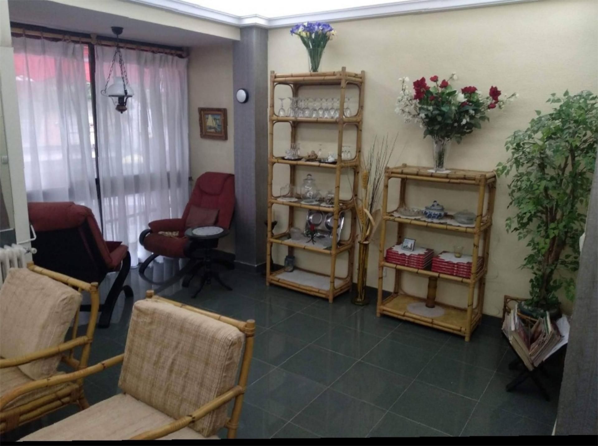 Sala d'estar de Pis de lloguer en Ciudad Real Capital amb Balcó