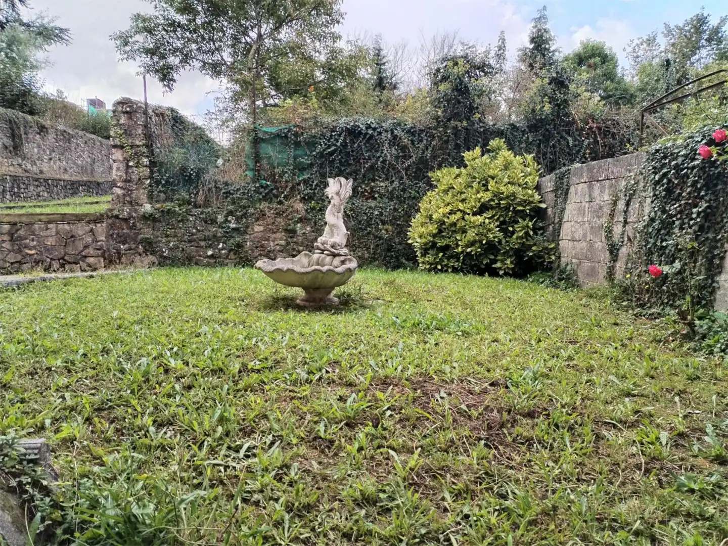 Casa adosada en venda a Elizburu Kalea, 12, Elorrio Jardí de Casa adosada en venda en Elorrio amb Terrassa i Balcó