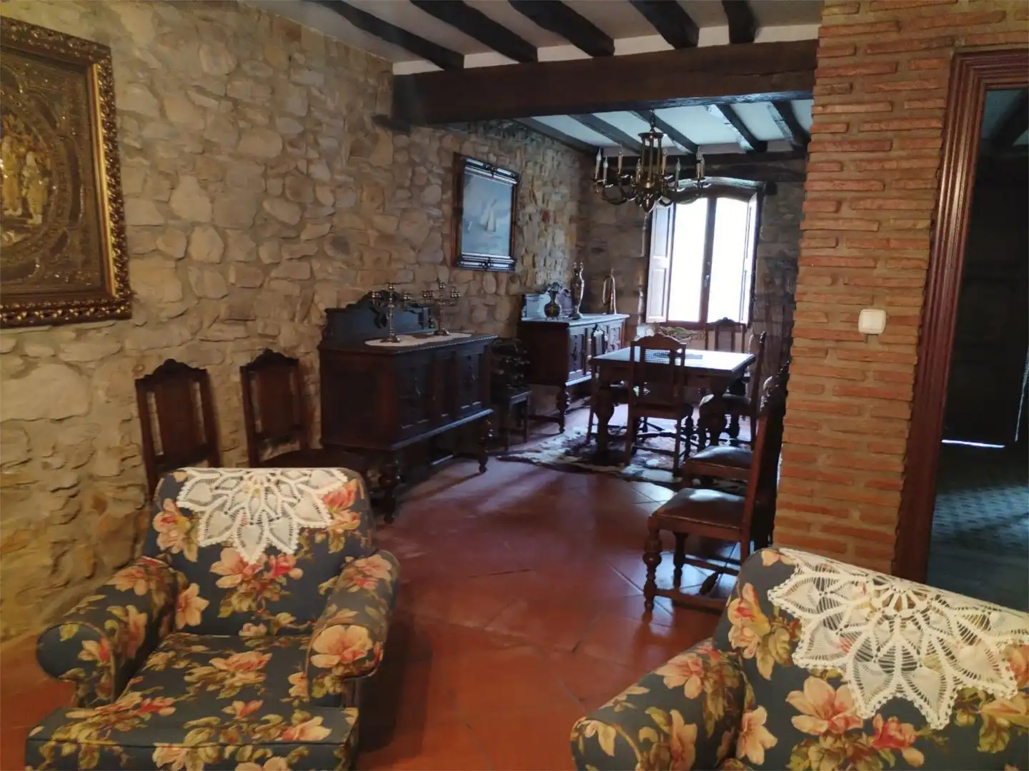 Casa adosada en venda a Elizburu Kalea, 12, Elorrio Menjador de Casa adosada en venda en Elorrio amb Terrassa i Balcó