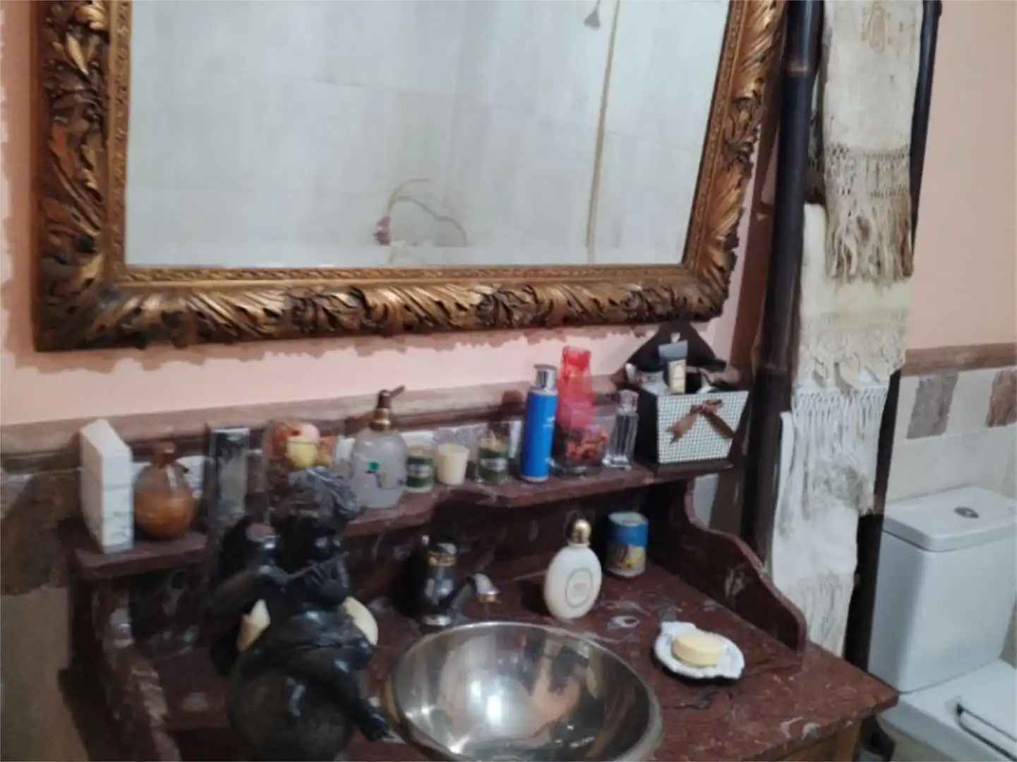 Casa adosada en venda a Elizburu Kalea, 12, Elorrio Dormitori de Casa adosada en venda en Elorrio amb Terrassa i Balcó