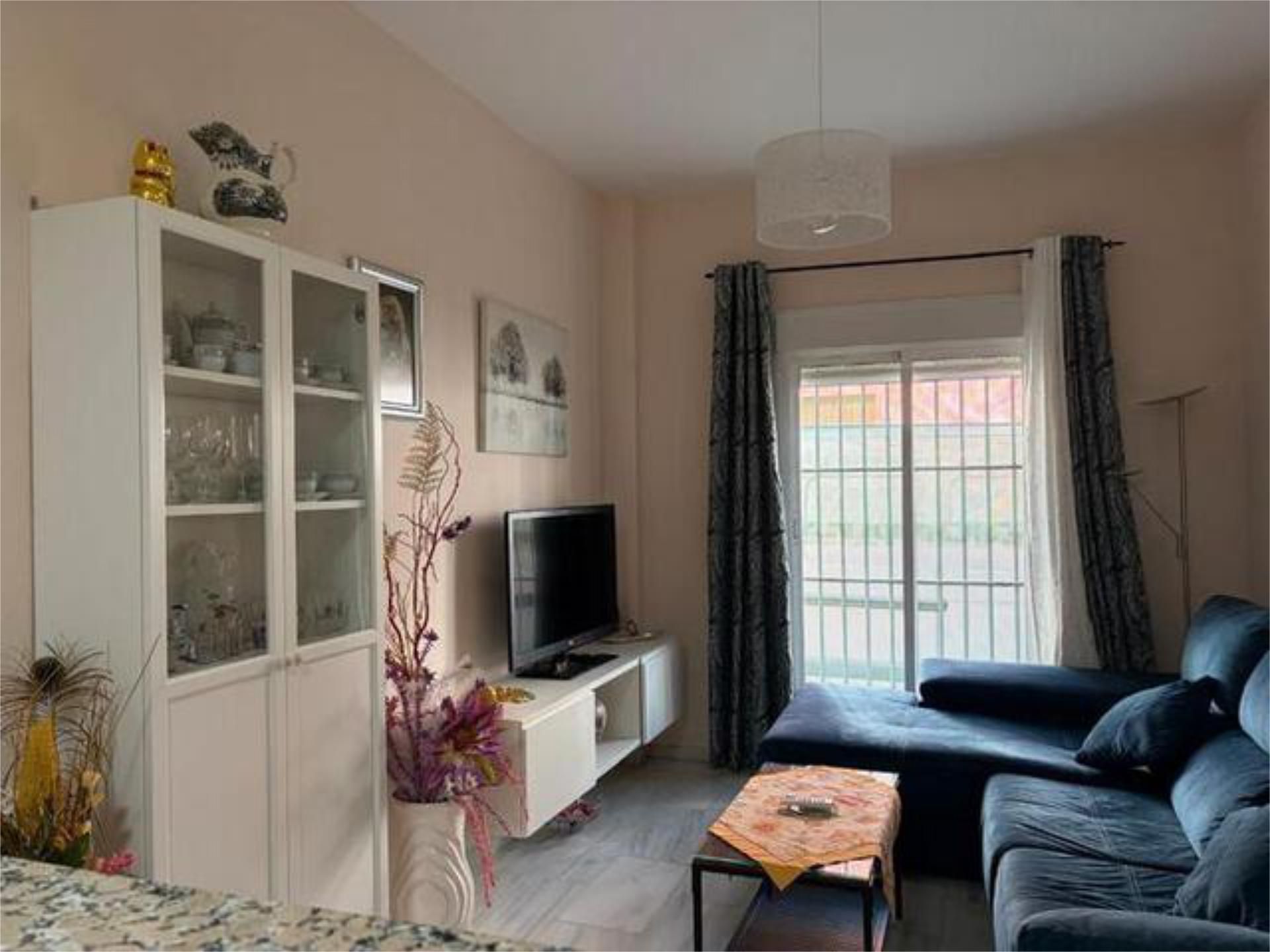 Wohnzimmer von Wohnung zum verkauf in Benacazón mit Heizung, Abstellraum und Möbliert
