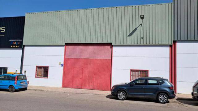 Nave industrial en Alquiler en Brenes