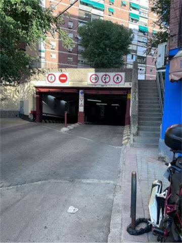 Garaje en Alquiler en Pilar