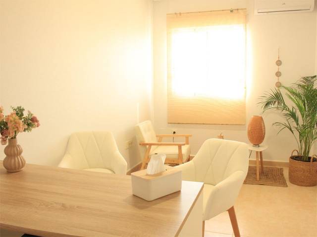 Oficina en Alquiler en Calle Ramón y Cajal, 44 en Almoradí