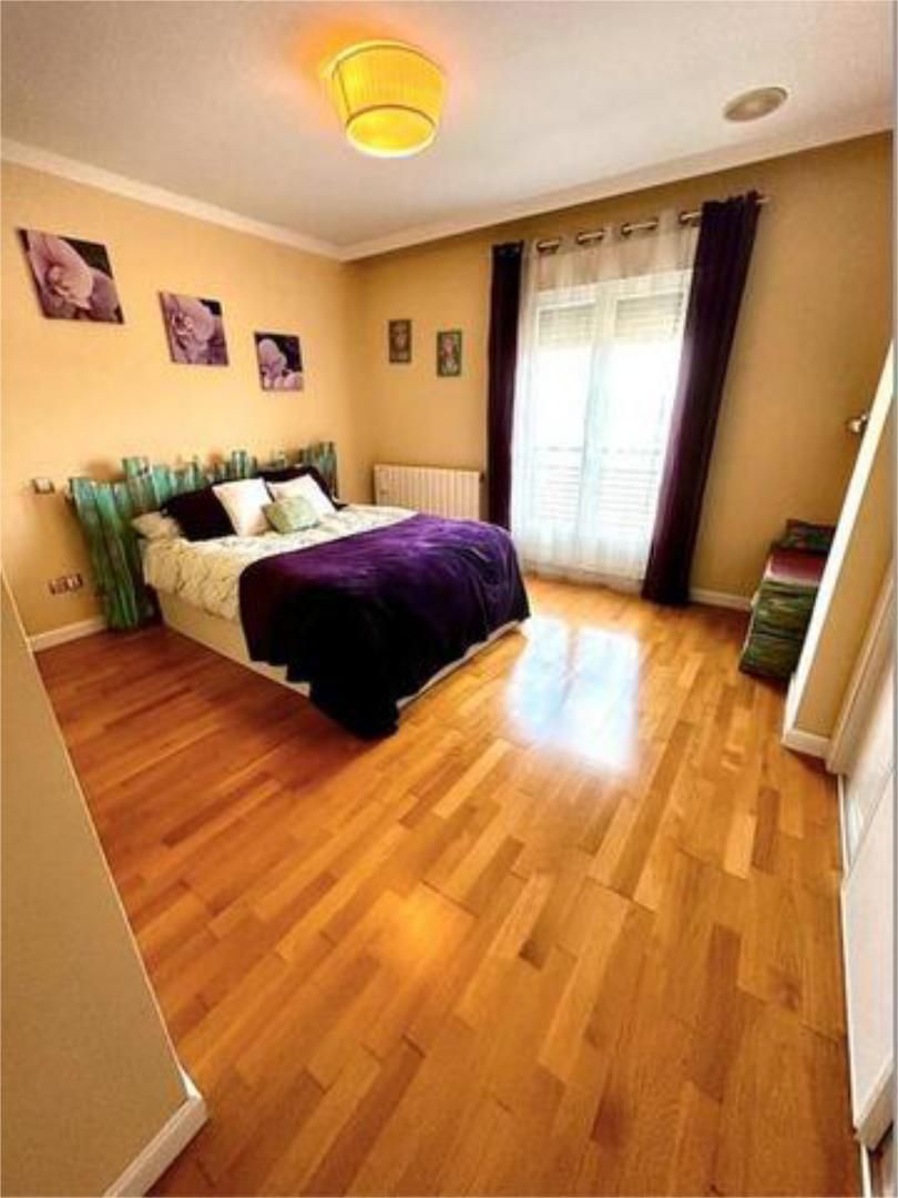 Habitación de Casa adosada en venta en Doñinos de Salamanca con Terraza