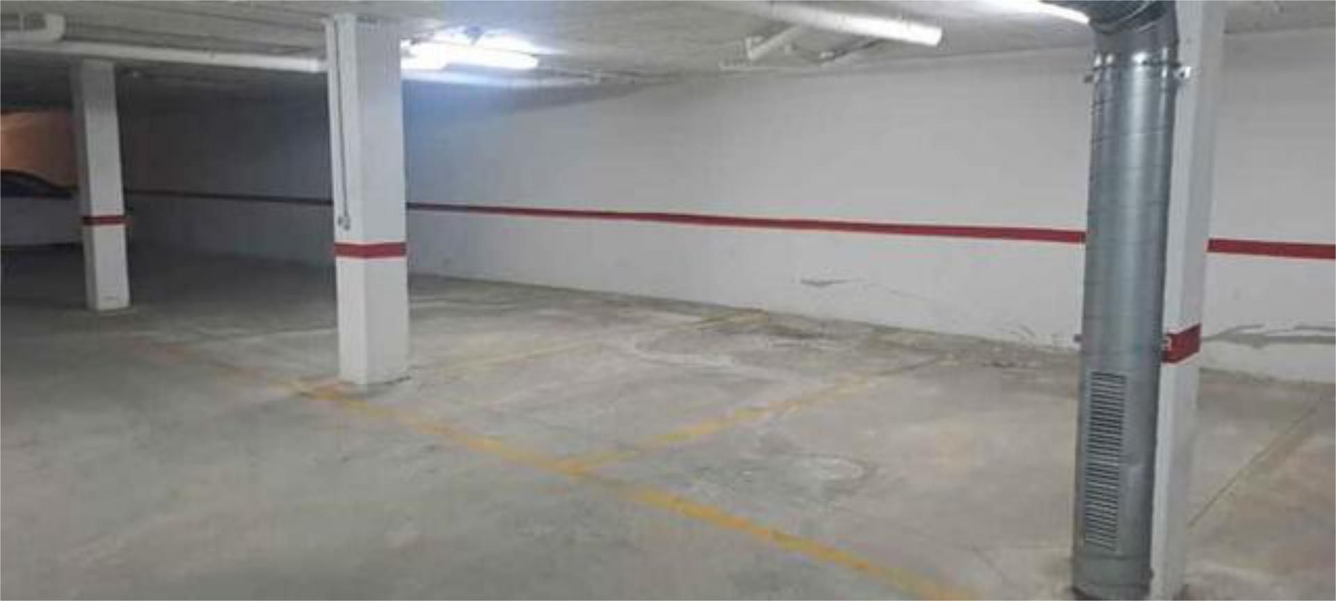 Parkplatz von Garage miete in Lebrija