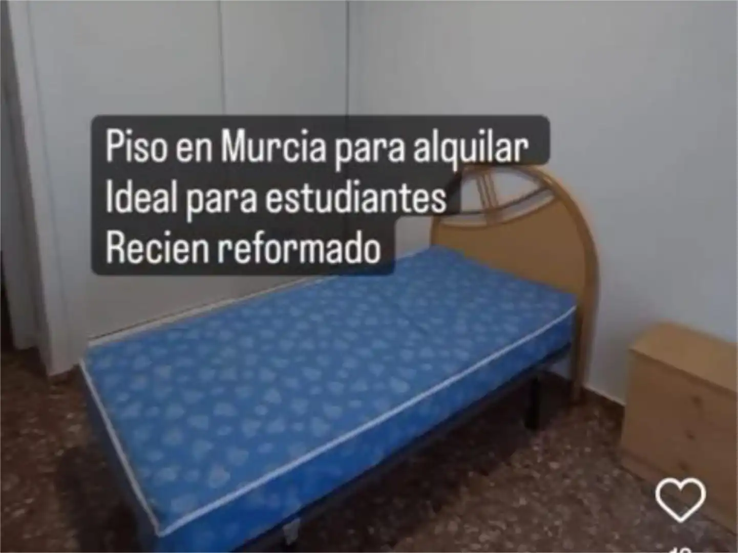 Pis de lloguer a Calle Princesa, 1, El Carmen Dormitori de Pis de lloguer en Murcia amb Moblat