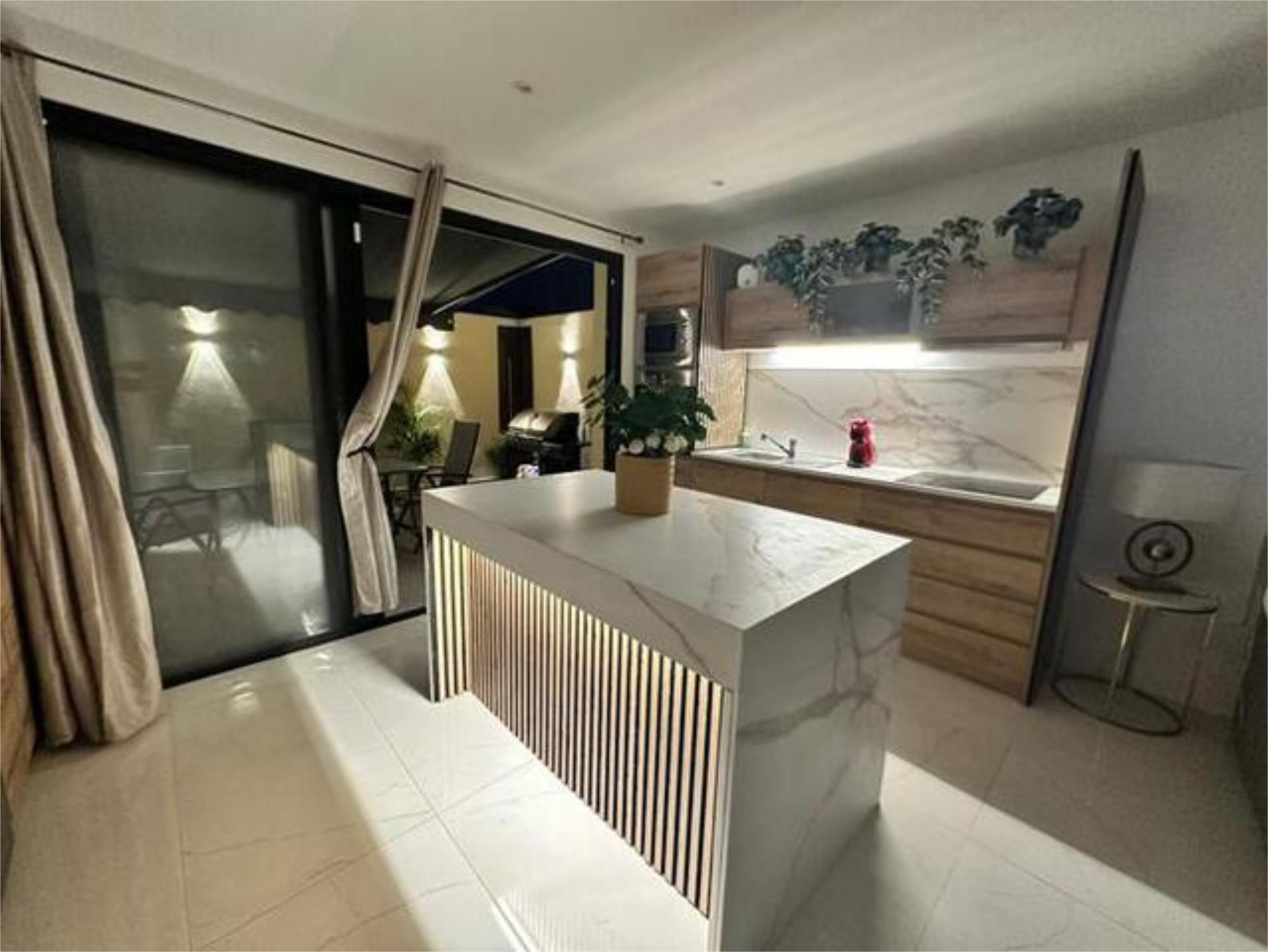 House or chalet for sale in El Tablero Kitchen of House or chalet for sale in San Bartolomé de Tirajana  with Terrace