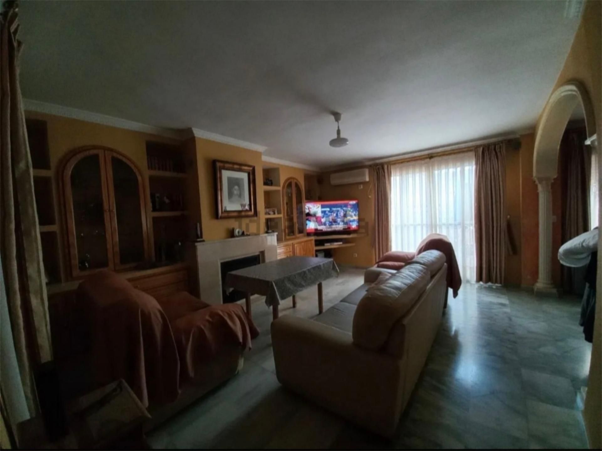 Living room of Single-family semi-detached for sale in  Sevilla Capital  with Terrace