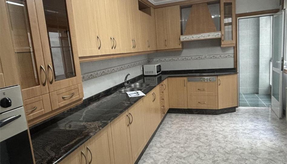 Photo 1 of Flat to rent in Avenida Da Hispanidade, 119, O Castro, Pontevedra