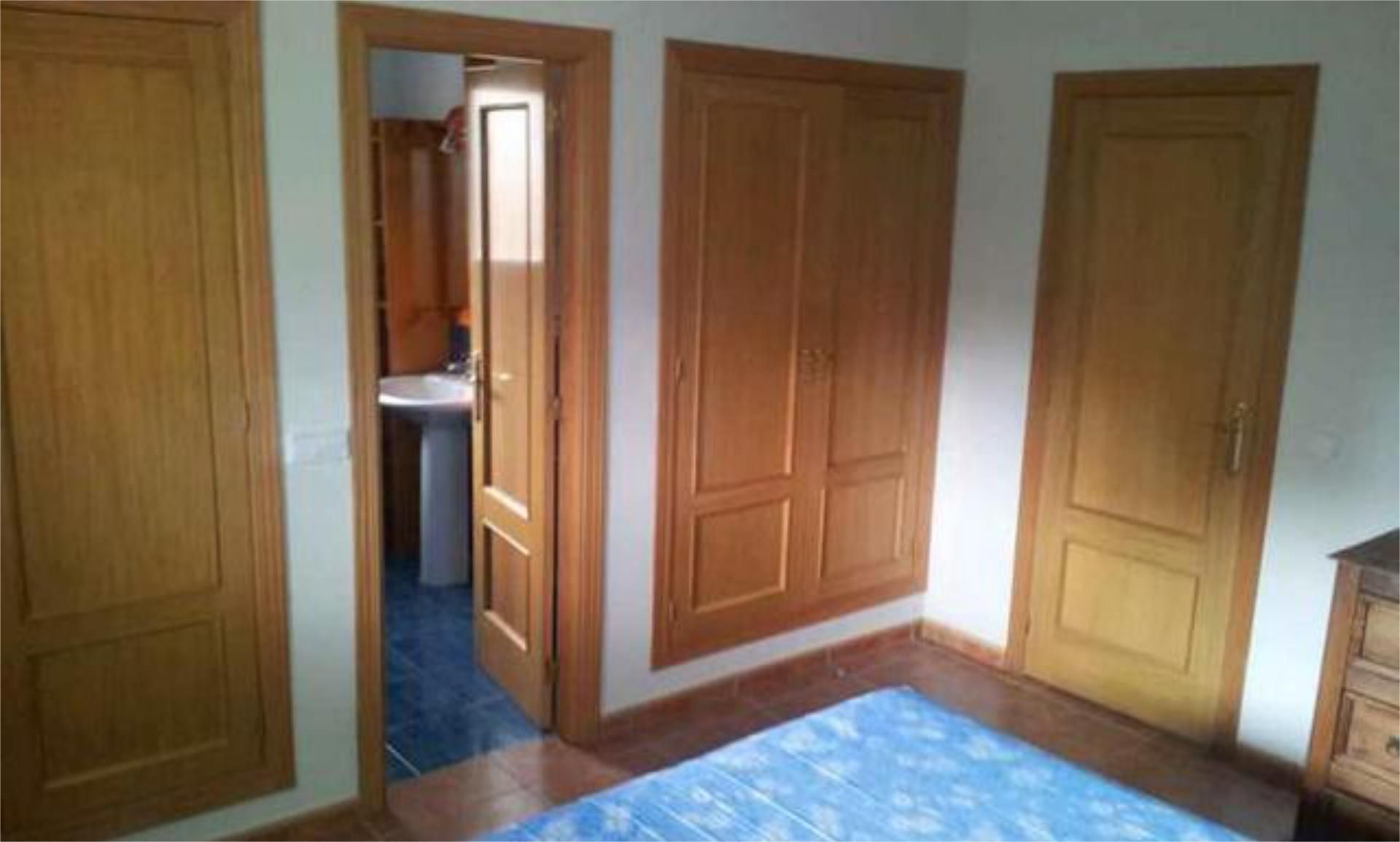 Schlafzimmer von Einfamilien-Reihenhaus miete in Chiloeches mit Heizung, Privatgarten und Terrasse