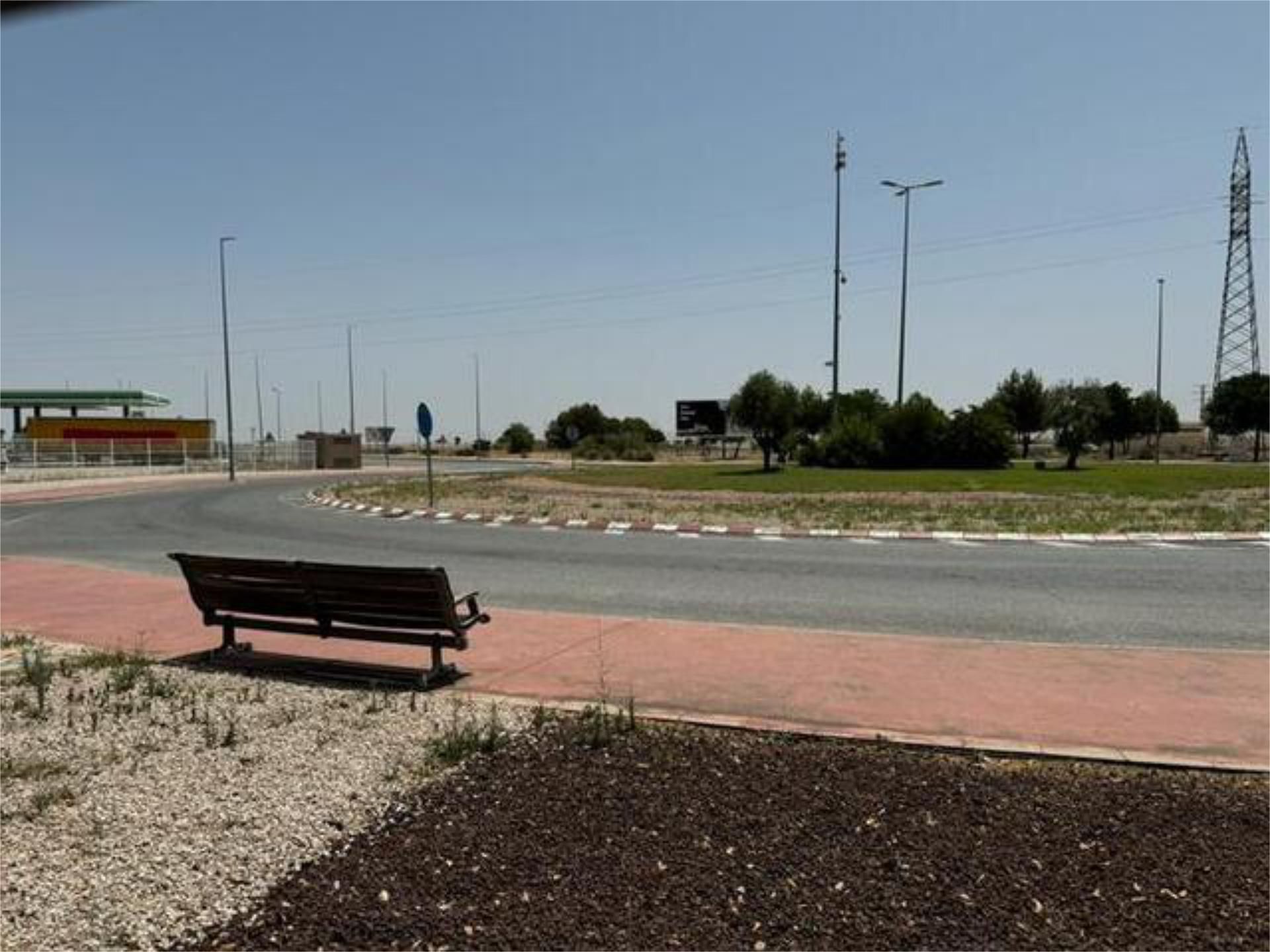 Oficina de lloguer a Pedanías - Extrarradio Vista exterior de Oficina de lloguer en  Albacete Capital amb Aire condicionat