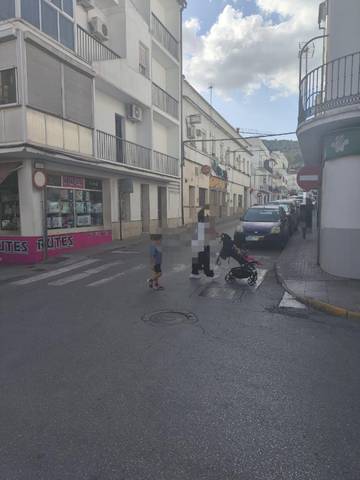 Piso en Venta en Calle General Luque Arenas, 5 en Ubrique