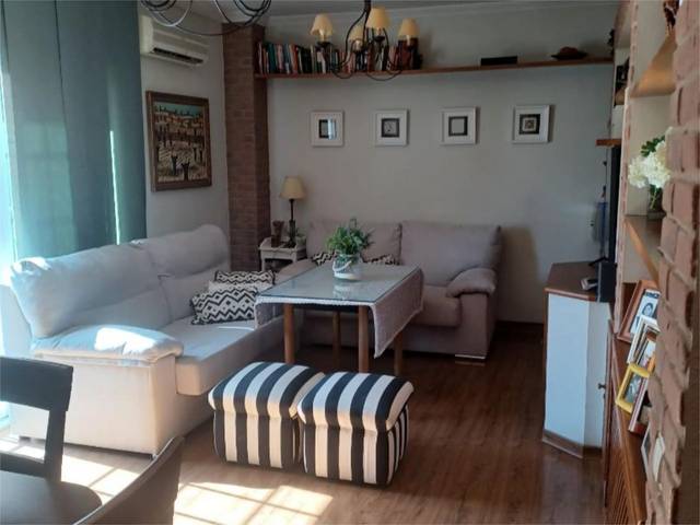 Piso en Venta en Calle Fernando Sánchez Sampedro, 11 en Pardaleras